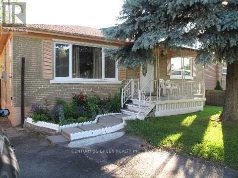 7142 HONEYSUCKLE AVENUE, Mississauga (malton), Ontario L4T 2R2, Kanada