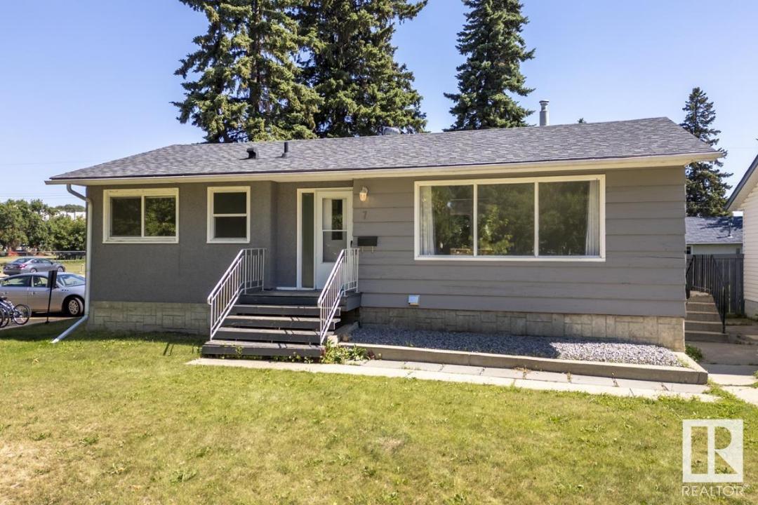 7 MARION CRESCENT, St. Albert, ألبرتا T8N 1L1, كندا 