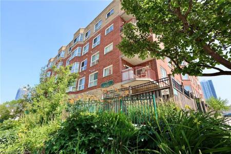 20 ST GEORGE STREET, Kitchener, Онтарио N2G 2S7, Канада