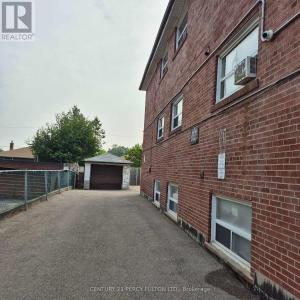 559A BIRCHMOUNT ROAD, Toronto (clairlea-birchmount), Ontario M1K 1P8, Canada