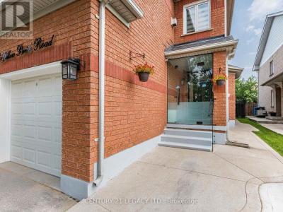 11 YELLOW BRICK ROAD, Brampton (brampton North), 安大略省 L6V 4K8, 加拿大