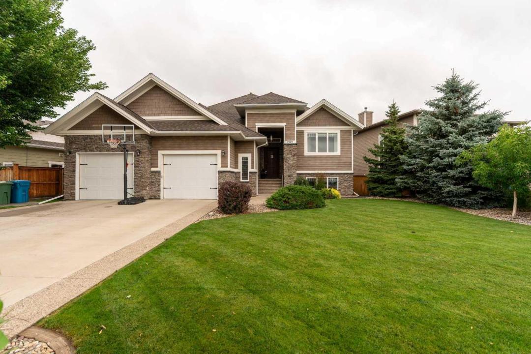 2220 33 AVENUE, Coaldale, Альберта T1M 0B6, Канада
