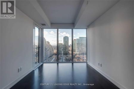 19 WESTERN BATTERY ROAD, Toronto (niagara), Ontario M6K 0E3, Kanada