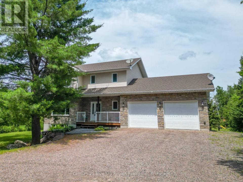 270 TREADLIGHTLY DRIVE, East Ferris (corbeil), Ontario P1B 8Z4, Kanada