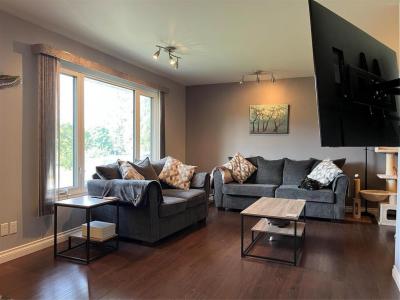 242 5TH AVENUE SOUTHWEST, Minnedosa, Manitoba R0J 1E0, Canada