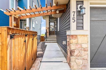 75 FIRESIDE CRESCENT, Cochrane, ألبرتا T4C 2L4, كندا 