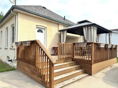 34 BRUNSWICK STREET, Brantford, Ontario N3T 1G1, Canada