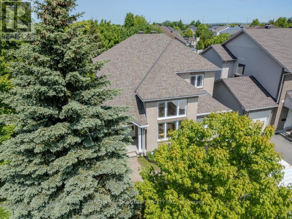 681 AQUAVIEW DRIVE, Ottawa, オンタリオ K4A 4W5, カナダ