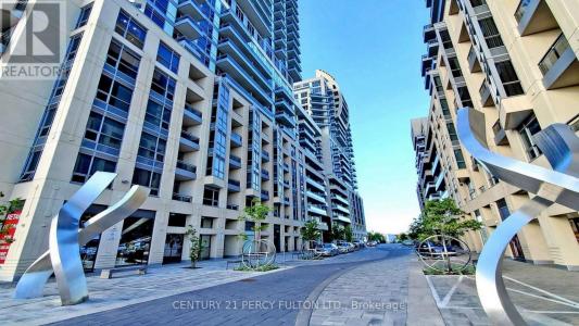 9201 YONGE STREET, Richmond Hill (langstaff), אונטריו L4C 1H9, קנדה
