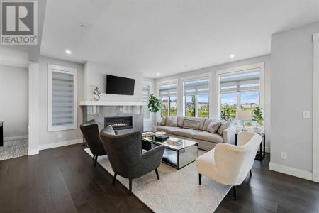 29 LUCAS COVE NORTHWEST, Calgary, Alberta T3P 1M4, Kanada