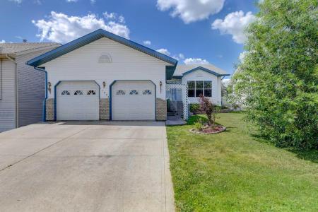 11906 106A STREET, Grande Prairie, Alberta T8V 7N5, Canada