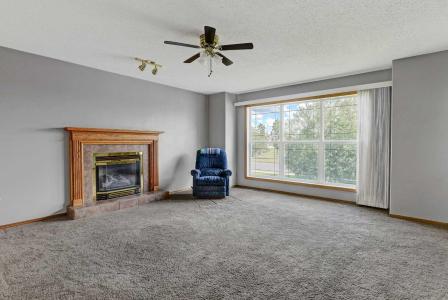 11906 106A STREET, Grande Prairie, Alberta T8V 7N5, CANADÁ