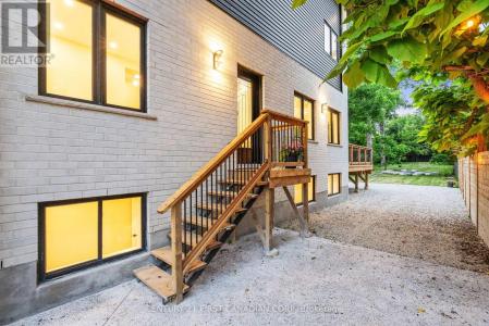 858 WILLIAM STREET, London North, أونتاريو N5Y 2S3, كندا