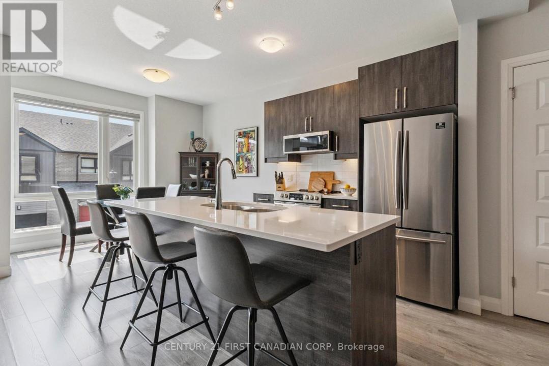 819 KLEINBURG DRIVE, London North (north B), Ontario N5X 0N6, Canadá