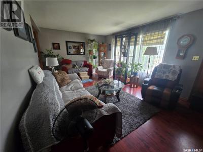 324 SULLIVAN STREET, Stoughton, Saskatchewan S0G 4T0, Canada