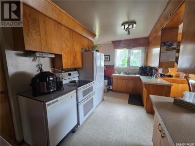 324 SULLIVAN STREET, Stoughton, Saskatchewan S0G 4T0, Canada