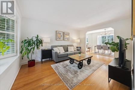 3 LATHAM AVENUE, Toronto (cliffcrest), Ontario M1N 1M7, Kanada