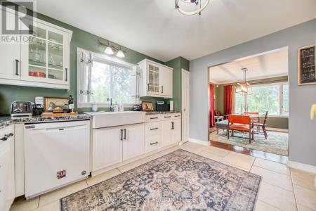 744 WILLIAM STREET, Innisfil (alcona), Ontario L9S 2G3, Canada