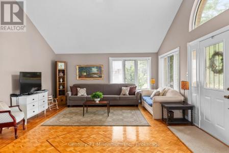 49 32ND STREET NORTH, Wasaga Beach, أونتاريو L9Z 2C4, كندا