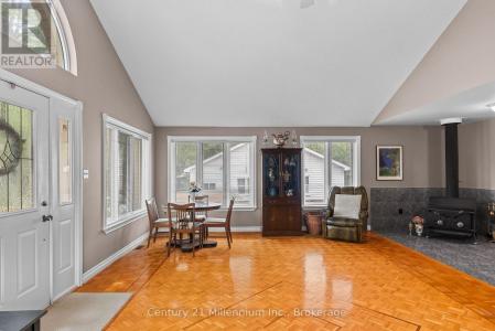 49 32ND STREET NORTH, Wasaga Beach, أونتاريو L9Z 2C4, كندا