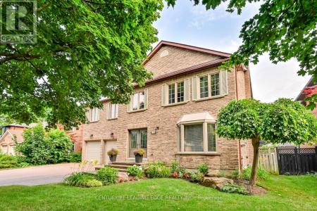 131 REEVE DRIVE, Markham (markham Village), Ontario L3P 6C8, Canada