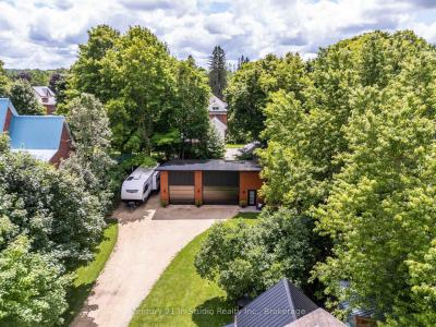 16 PETER STREET, Grey Highlands, أونتاريو N0C 1E0, كندا 