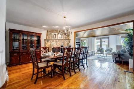 11 KENNETH DRIVE, Leamington, Ontario N8H 4B2, Canada