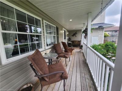 388 MCKELLAR STREET, Strathroy, オンタリオ N7G 2Y5, カナダ