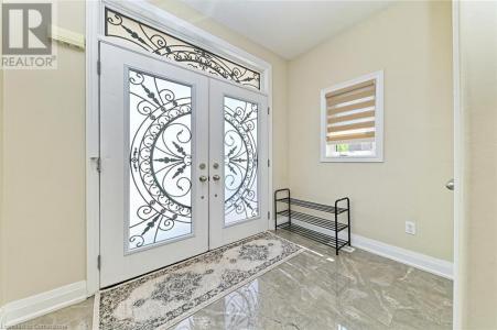 6 WILDFLOWER STREET, Kitchener, Ontario N2P 0E7, Kanada