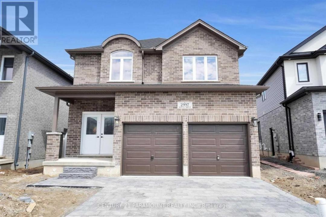 2997 DOYLE DRIVE, London South (south U), Ontario N6M 2G8, Canadá