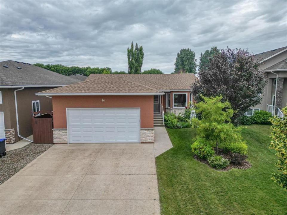 14 FROBISHER CRESCENT, Brandon, Manitoba R7A 5B9, CANADÁ
