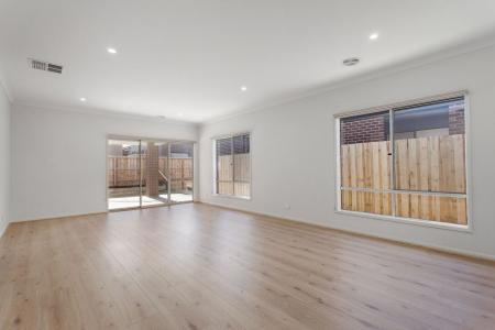 3 Sugarlea Street, Manor Lakes, VIC 3024, Australia