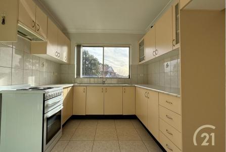 2/5 Lackey Street, Fairfield, NSW 2165, Úc