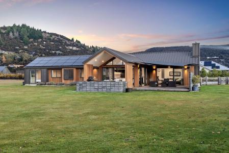 18 Mount Linton Avenue, Wanaka, Queenstown-Lakes District 9305, New Zealand