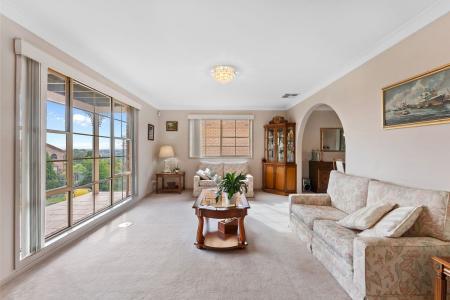 56 Casuarina Road, Alfords Point, NSW 2234, Úc