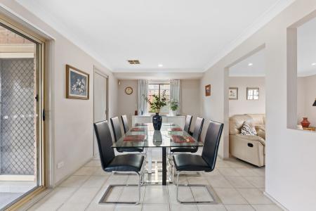 56 Casuarina Road, Alfords Point, NSW 2234, Úc