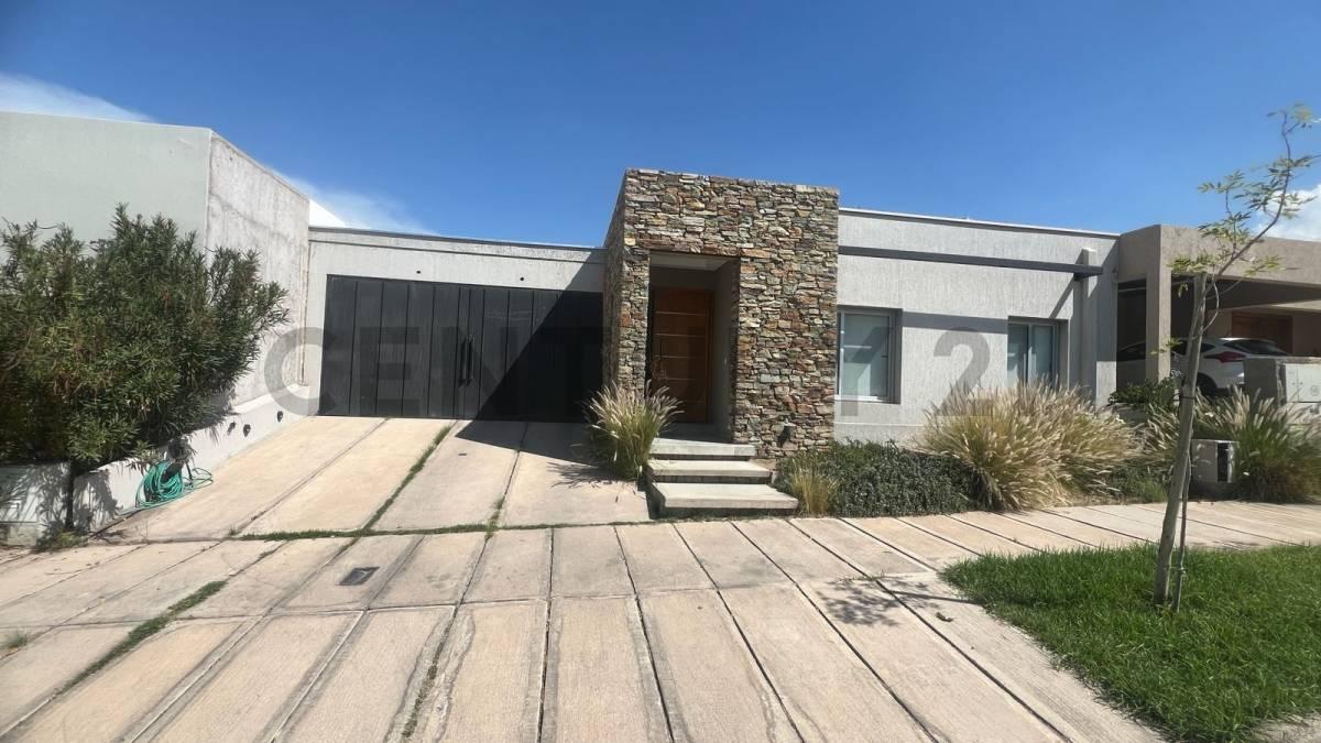 Regalado Olguin 3451 1, Las Heras, Mendoza 5539, Argentina