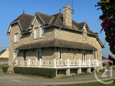 Fougeres, Bretagne 35300, France