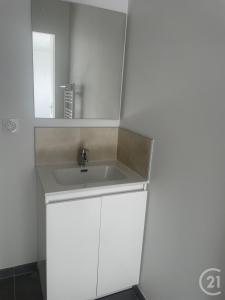 Montpon Menesterol, Akwitania 24700, Francja