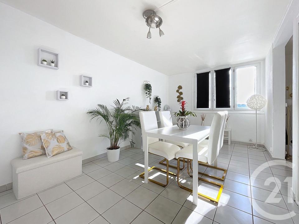 Bagnols Sur Ceze, Languedoc-Roussillon 30200, France