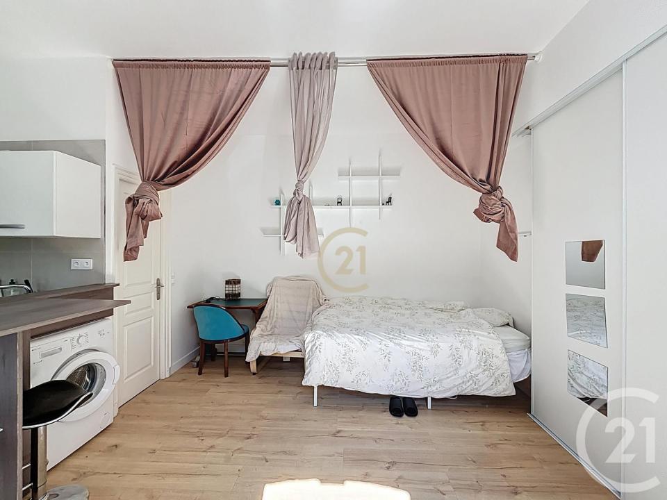 Drancy, Île-de-France 93700, France