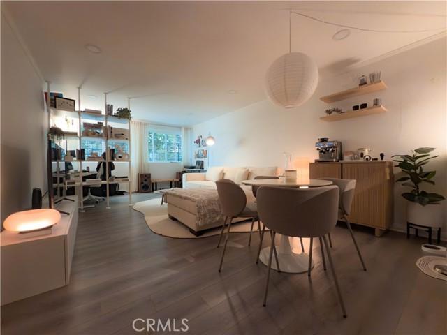 532 N Rossmore Av , 102, Los Angeles, California 90004