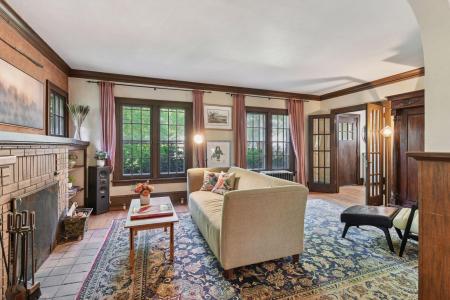 433 Thomas Avenue S, Minneapolis, Minnesota 55405, USA