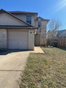 1105 Christopher Ave A, Round Rock, Texas 78681