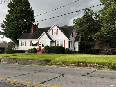 1617 OAKLAND Avenue, Mt Vernon, Illinois 62864, USA