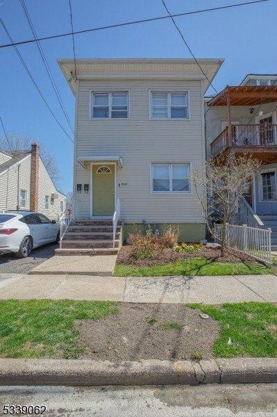 516 E Blancke St, Linden City, New Jersey 07036-2802, États-Unis