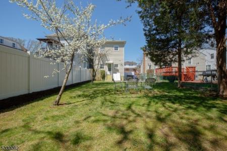 516 E Blancke St, Linden City, New Jersey 07036-2802, États-Unis