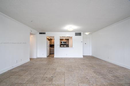 2150 Sans Souci Blvd B305, North Miami, Flórida 33181, Estados Unidos