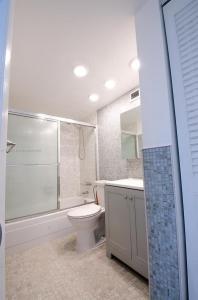 2150 Sans Souci Blvd B305, North Miami, Flórida 33181, Estados Unidos
