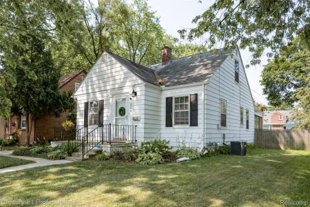 224 Starr Avenue, WhiteLake, Michigan 48341, Stati Uniti